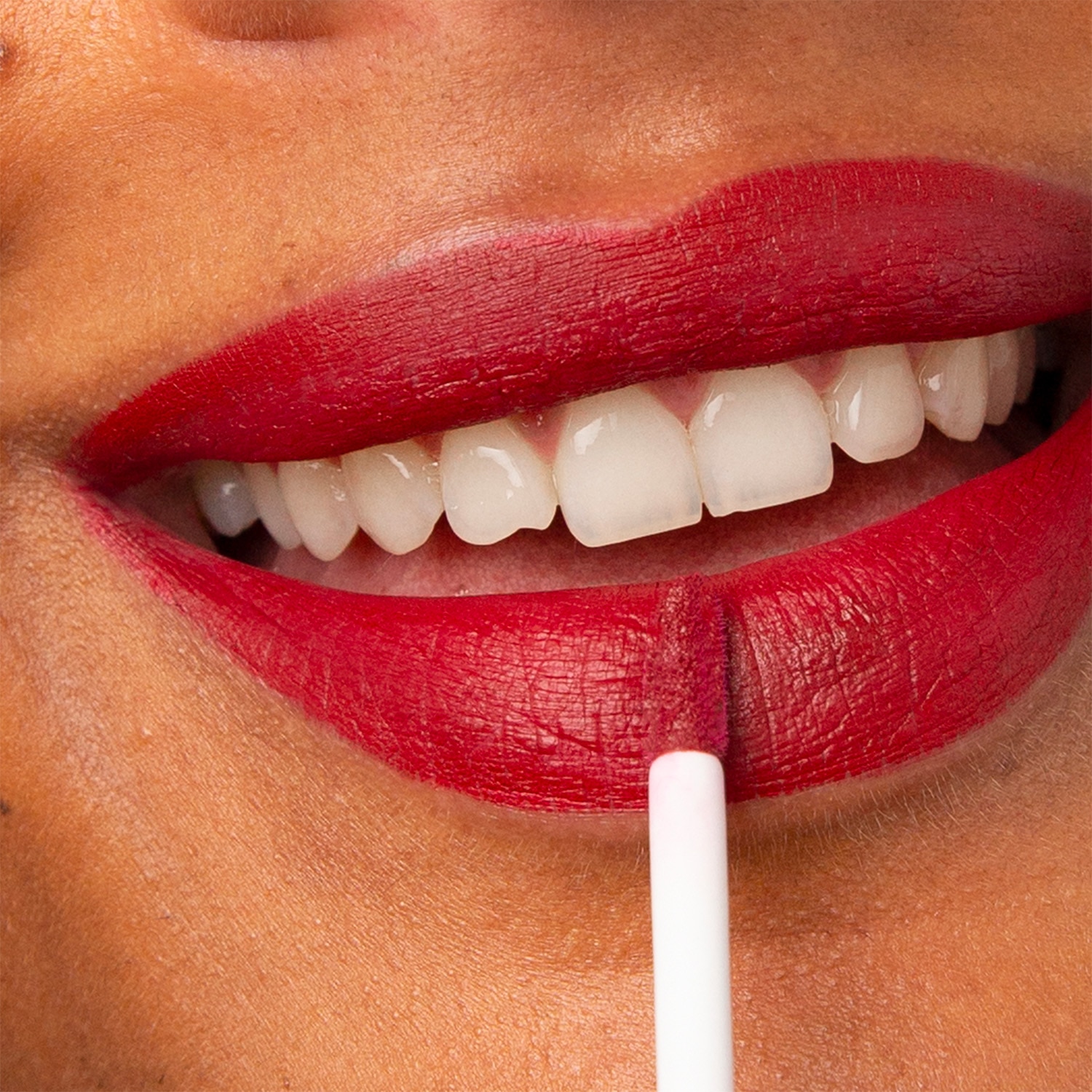 THE LONGWEAR LIPSTICK (LABIAL LÍQUIDO)
